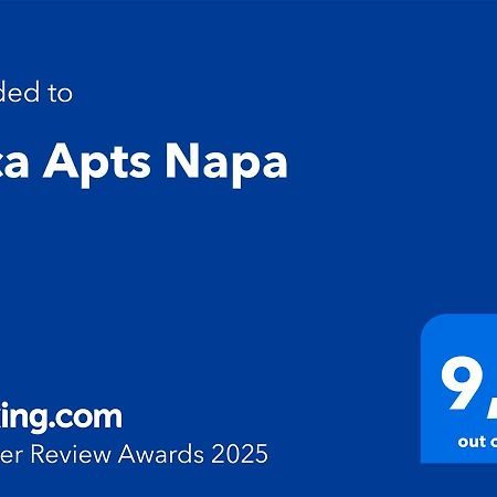 Luca Apts Napa 아이아 나파 외부 사진